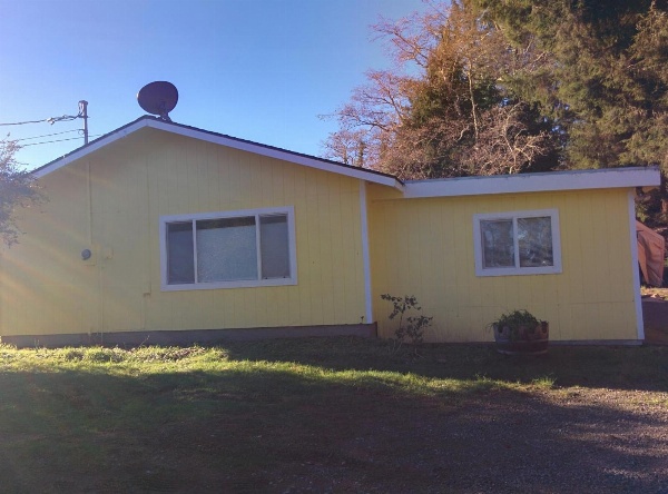 Lakeside Hostel & Guest House image 1