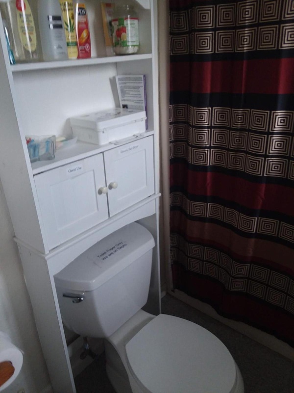 Lakeside Hostel & Guest House image 7