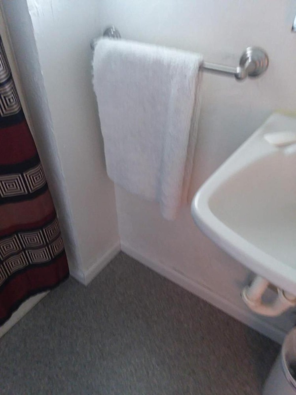 Lakeside Hostel & Guest House image 8